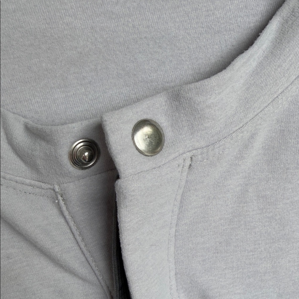Lululemon Silverescent Evolution Henley Long Sleeve Mens XL Grey Anti-Odor Tech - Picture 5 of 14